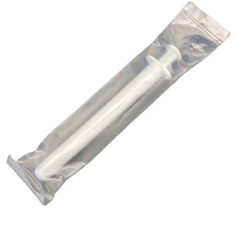 Sucking syringe lubricating oil vaginal applicator